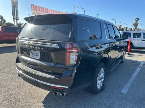 2023 Chevrolet Suburban Premier