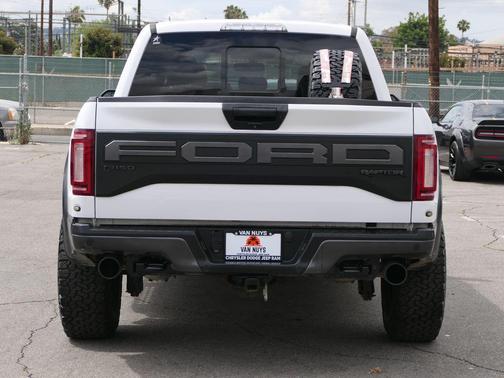 Oxford White 2019 Ford F-150 Raptor
