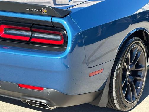 2022 Dodge Challenger R/T Scat Pack