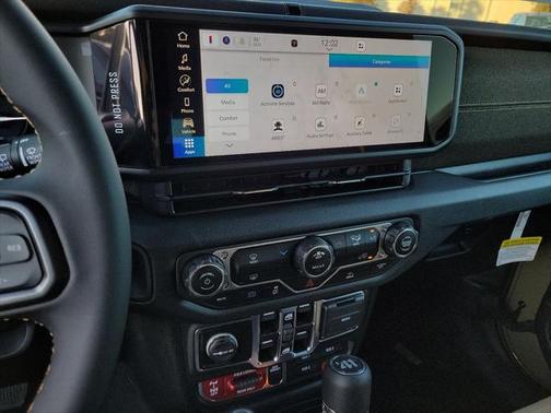 2025 Jeep Wrangler 4xe Willys