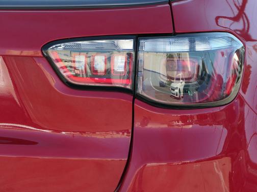 2022 Jeep Compass (RED) Edition 4x4