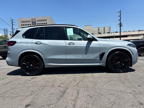 Brooklyn Gray Metallic 2025 BMW X5 sDrive40i