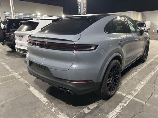 2024 Porsche Cayenne Cayenne