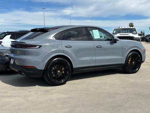 2024 Porsche Cayenne Cayenne