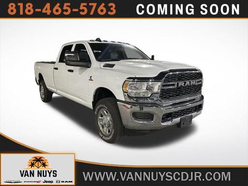 2024 RAM 2500 Tradesman Crew Cab 4x4 8' Box