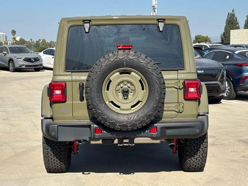 2025 Jeep Wrangler 4xe Willys