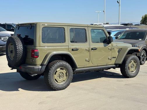 2025 Jeep Wrangler 4xe Willys