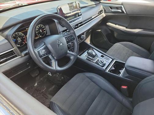 2023 Mitsubishi Outlander SE Black Edition S-AWC