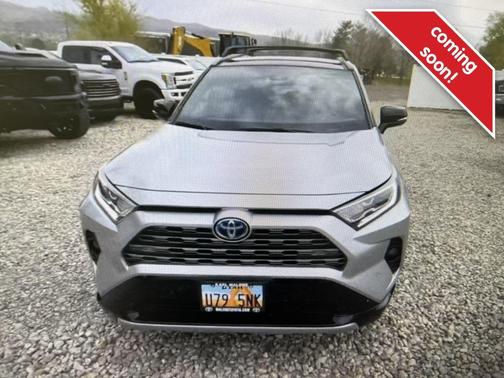 Photo 2 of 6 of 2021 Toyota RAV4 Hybrid XSE