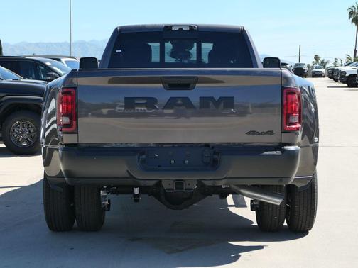 2026 RAM 3500 Tradesman Crew Cab 4x4 8' Box