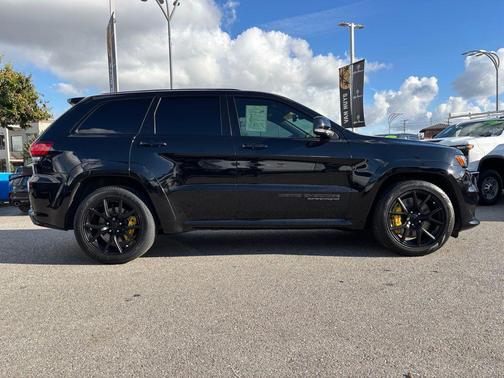 2021 Jeep Grand Cherokee Trackhawk