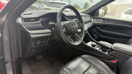 Baltic Gray Metallic Clearcoat 2021 Jeep Grand Cherokee L Overland