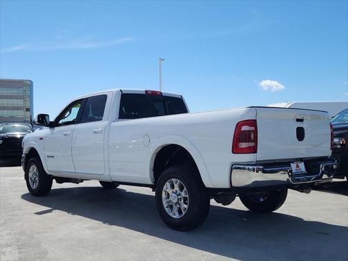 2022 RAM 2500 Laramie Crew Cab 4x4 8' Box