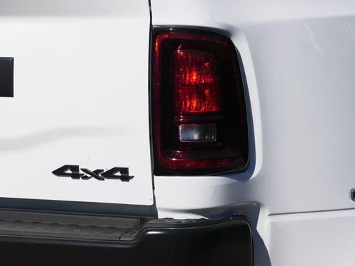 2026 RAM 3500 Tradesman Crew Cab 4x4 8' Box