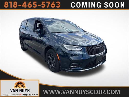 2022 Chrysler Pacifica Hybrid Limited