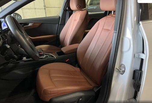 Glacier White Metallic 2023 Audi A4 40 Premium