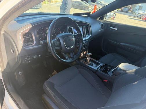 2018 Dodge Charger SXT