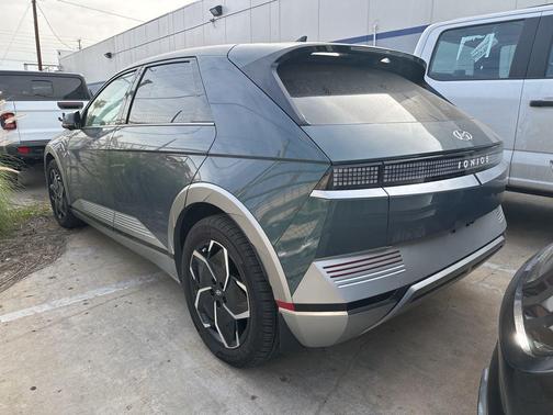 2024 Hyundai IONIQ 5 Limited