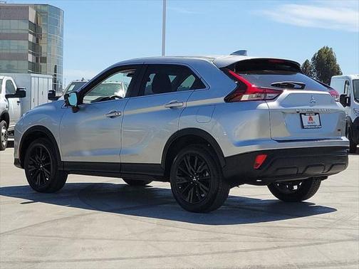 2024 Mitsubishi Eclipse Cross LE