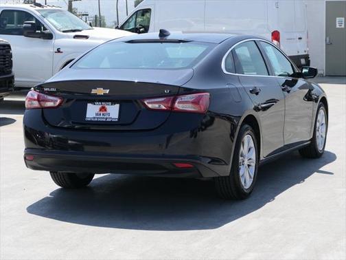 2022 Chevrolet Malibu FWD LT