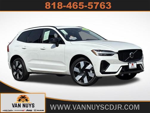 Crystal White 2025 Volvo XC60 Plug-In Hybrid Ultra, T8 AWD Electric/Gasoline, Dark