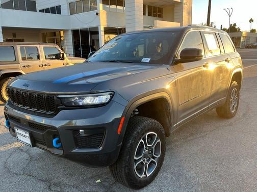 2023 Jeep Grand Cherokee 4xe Trailhawk