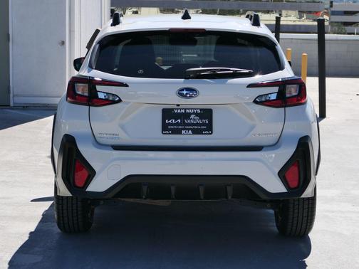 Crystal White Pearl 2024 Subaru Crosstrek Premium