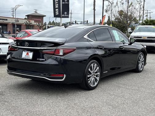Caviar 2021 Lexus ES 300h Base