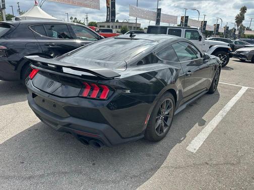 2024 Ford Mustang Dark Horse Fastback