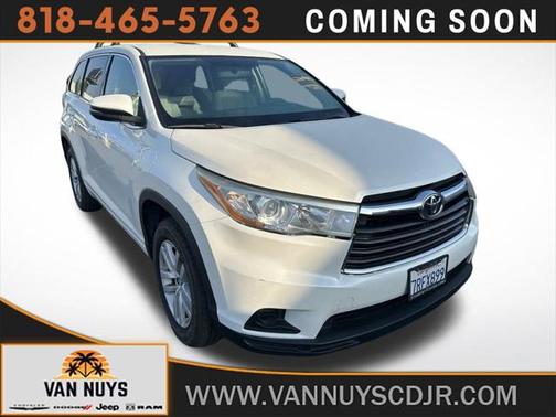 2016 Toyota Highlander LE