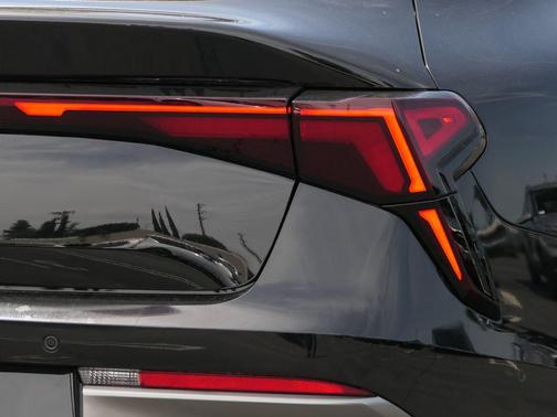 Aurora Black 2025 Kia K5 EX