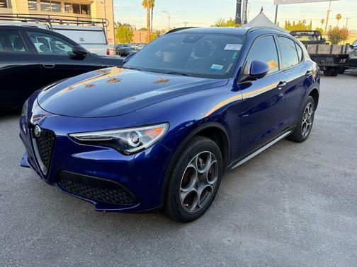 2022 Alfa Romeo Stelvio Sprint