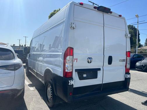 2024 RAM ProMaster 2500 Tradesman