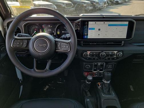 2025 Jeep Wrangler 4xe Rubicon