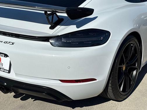 2018 Porsche 718 Cayman GTS