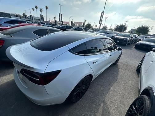 2023 Tesla Model 3 Performance