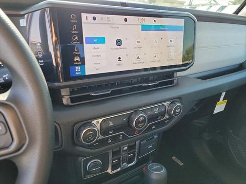 2025 Jeep Gladiator Nighthawk
