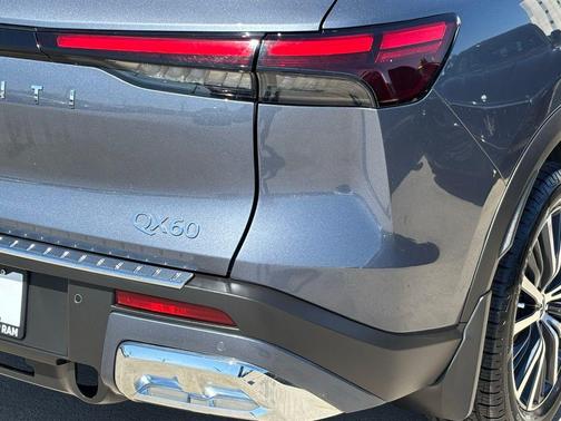 2022 INFINITI QX60 SENSORY