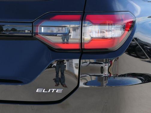 2023 Honda Pilot AWD Elite