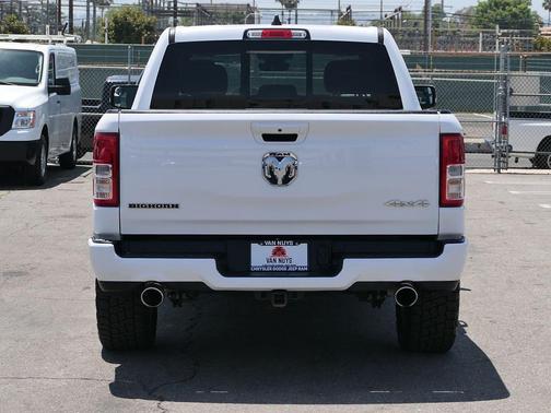 Bright White Clearcoat 2022 RAM 1500 Big Horn/Lone Star