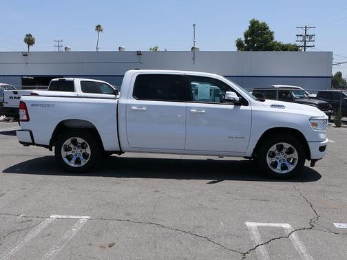 Bright White Clearcoat 2022 RAM 1500 Big Horn/Lone Star