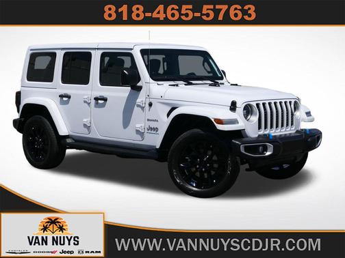 Bright White Clearcoat 2023 Jeep Wrangler 4xe Sahara