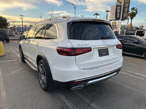 2025 Mercedes-Benz GLS 450 4MATIC