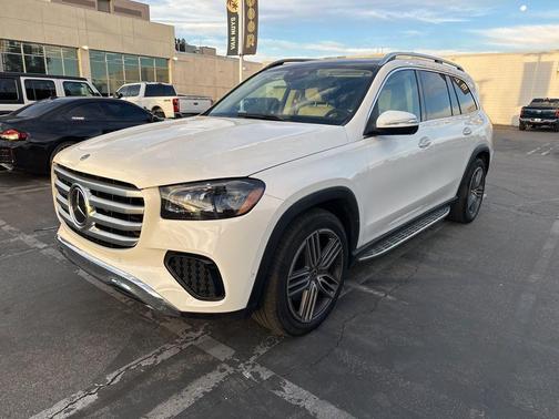 2025 Mercedes-Benz GLS 450 4MATIC