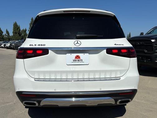 Polar White 2025 Mercedes-Benz GLS 450 4MATIC