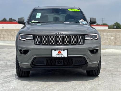 2022 Jeep Grand Cherokee Laredo