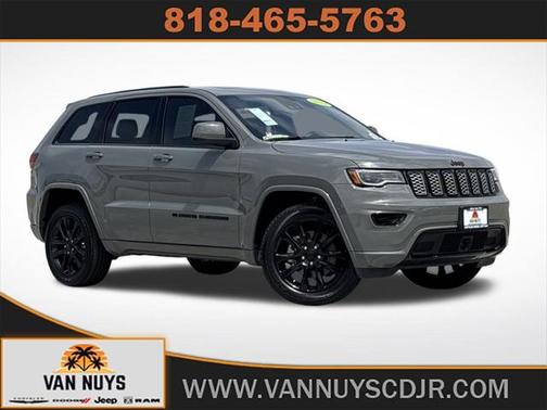 2022 Jeep Grand Cherokee Laredo