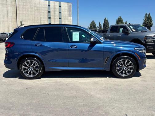2023 BMW X5 M50i