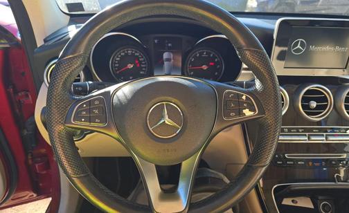 2019 Mercedes-Benz GLC 300 Base