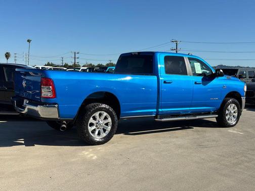 2021 RAM 3500 Big Horn Crew Cab 4x4 8' Box